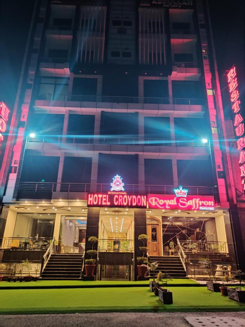 Hotel Croydon International Rawalpindi Exteriör bild